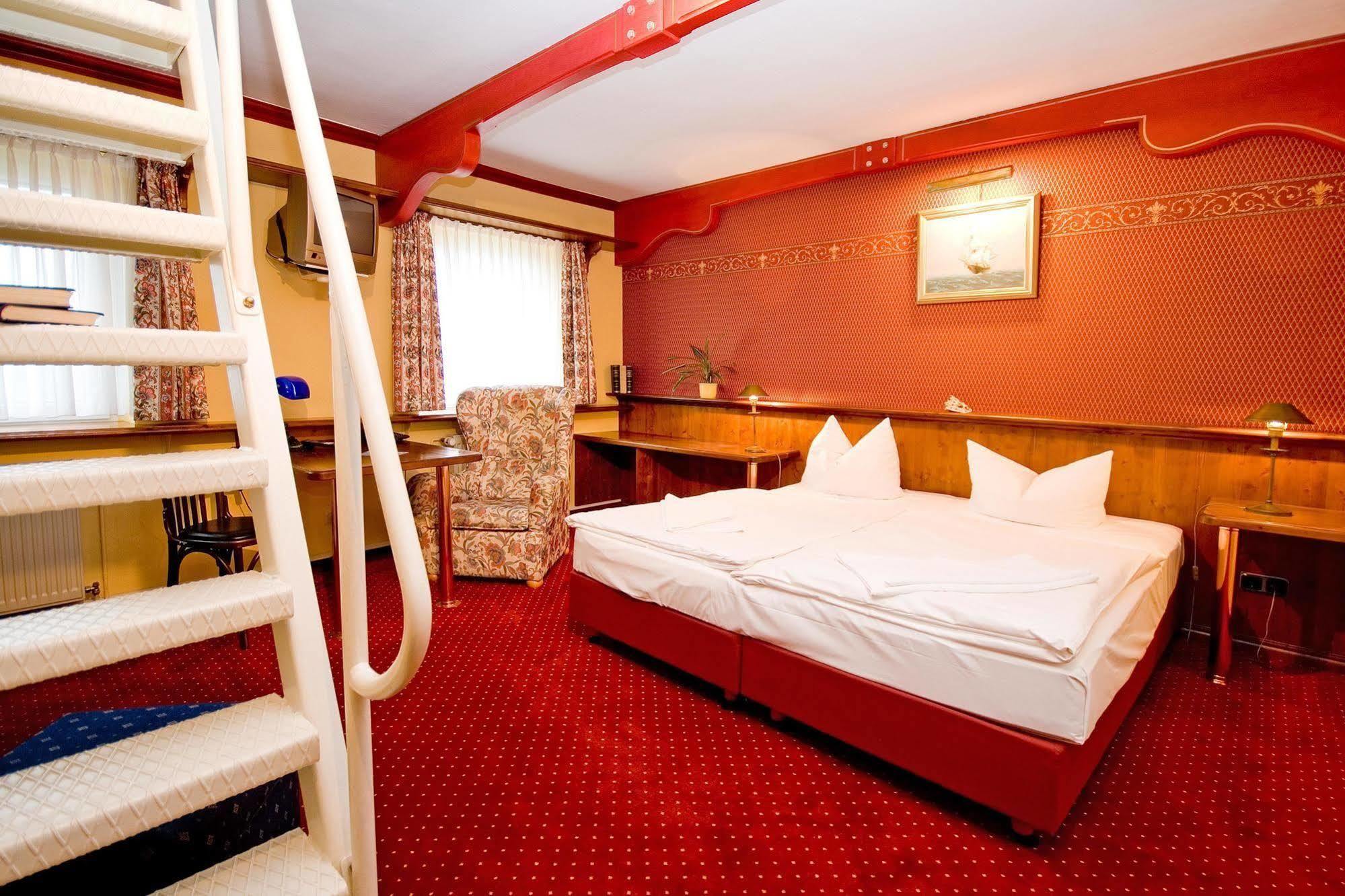 Hotel Nautilus Putbus Esterno foto
